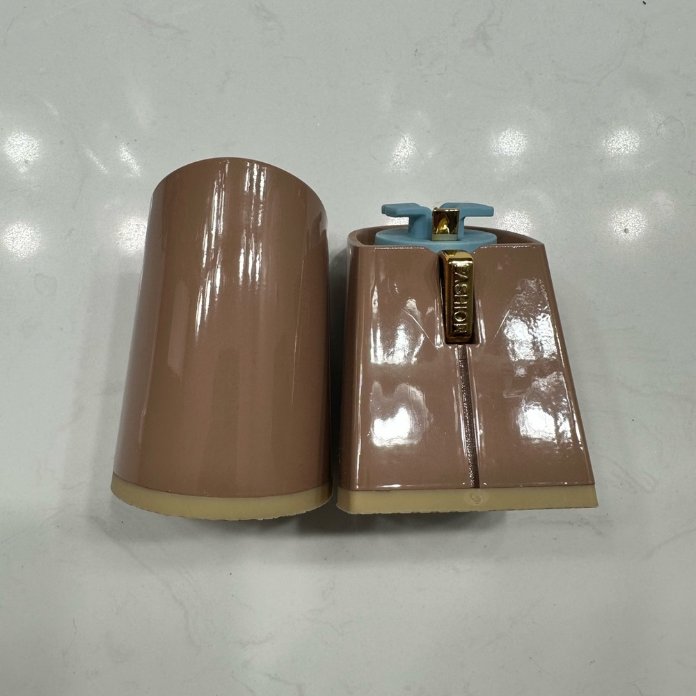 Pashion Footwear - 4” latte flare blocks - size 9-11